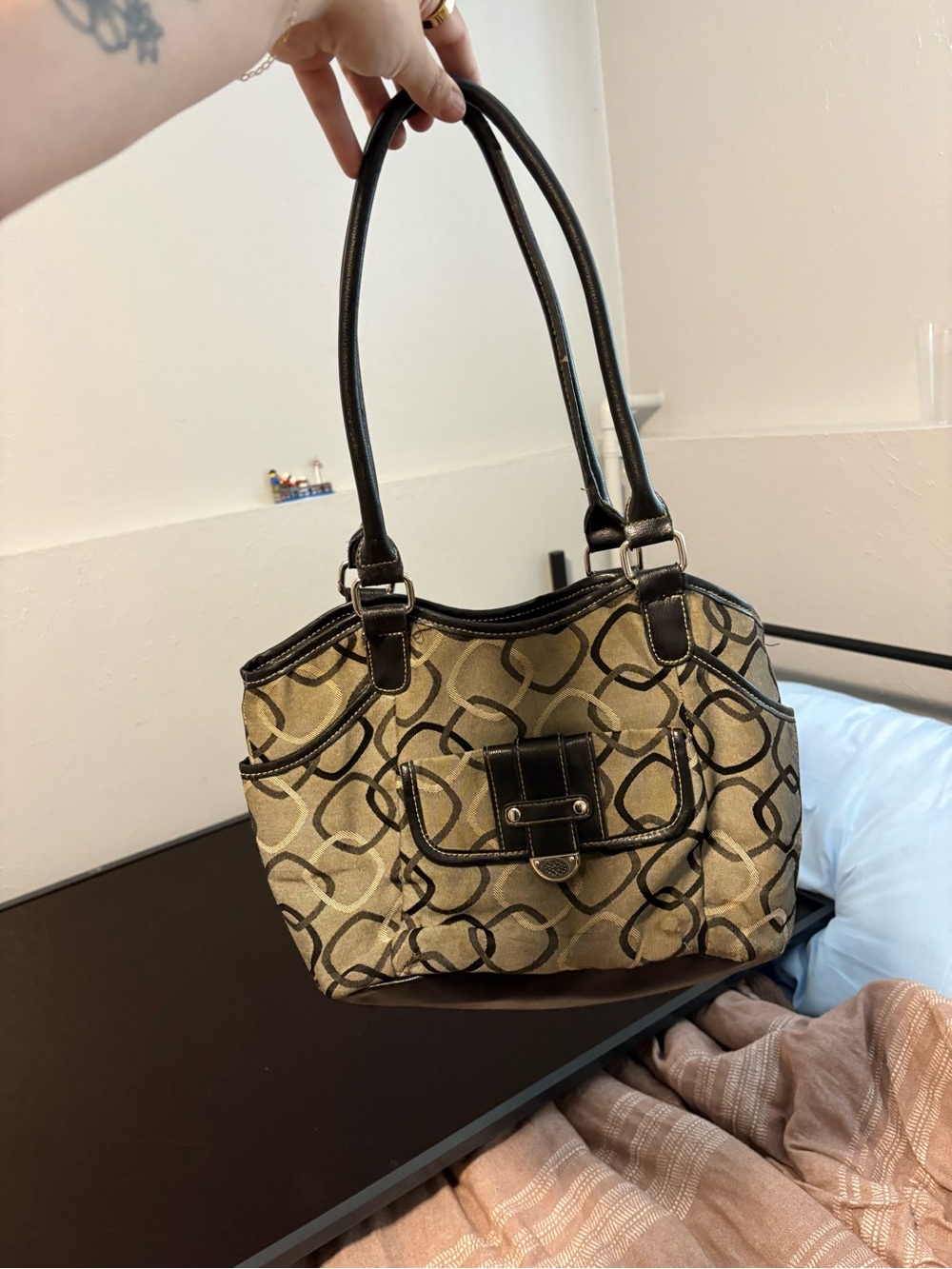 Classic Neutral Patterned Tote Bag with Dark Trim